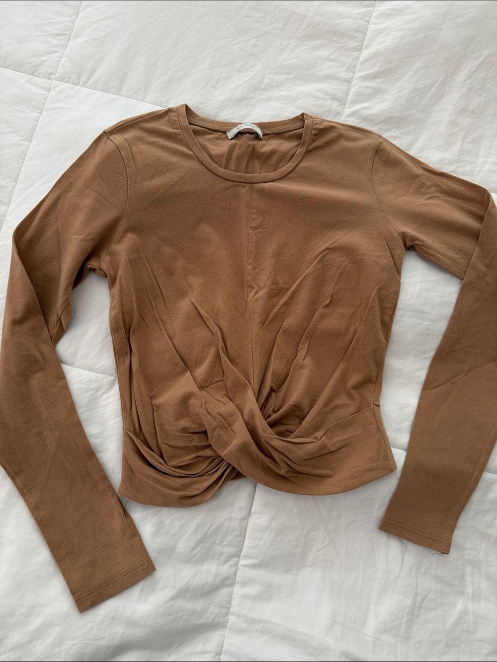 Women's Twisted Front Long-Sleeve Top